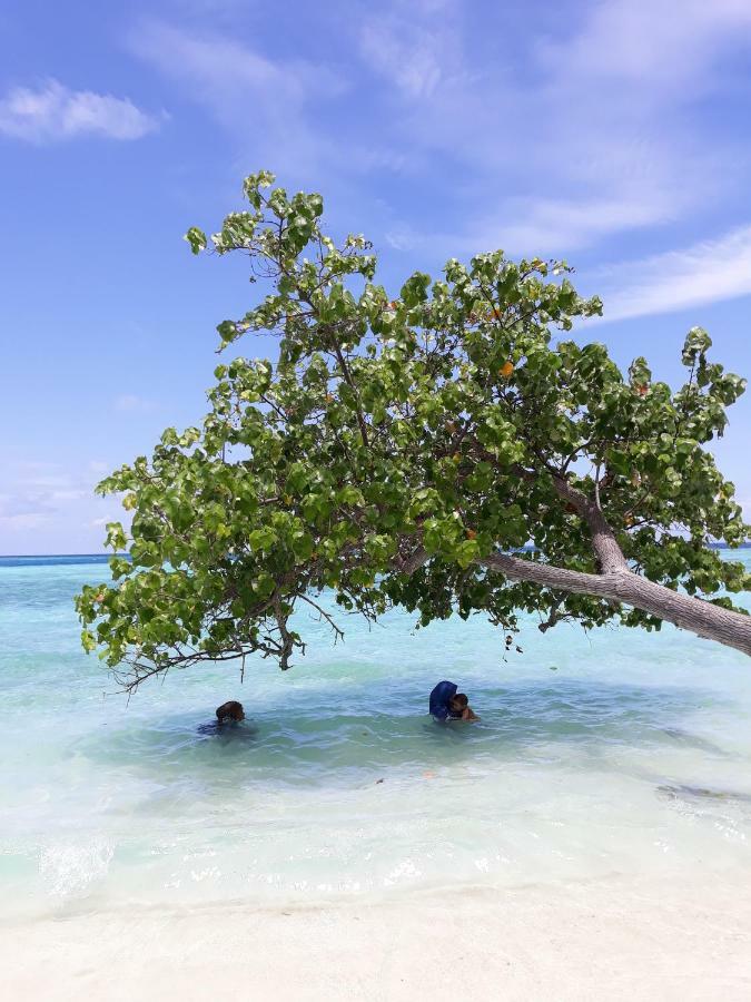 The Sky Maldives Gulhi Εξωτερικό φωτογραφία