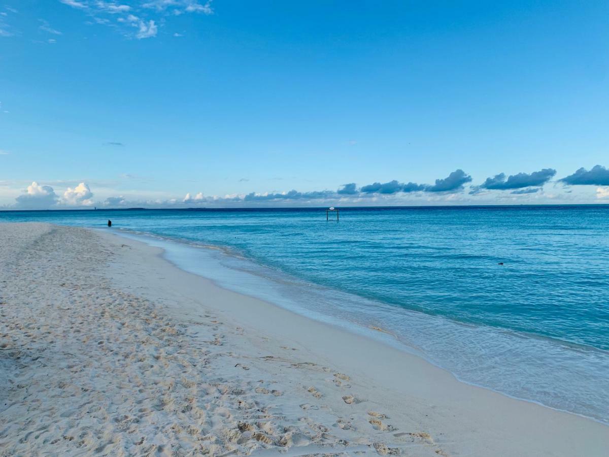 The Sky Maldives Gulhi Εξωτερικό φωτογραφία